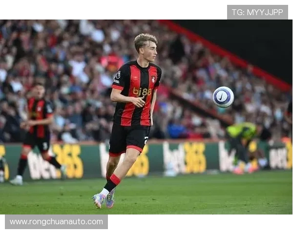 怀森:英超攻防全能王,5 球 51 拦截 1348 次传球创纪录(2) 怀森:英超攻防全能王,5 球 51 拦截 1348 次传球创纪录(2)