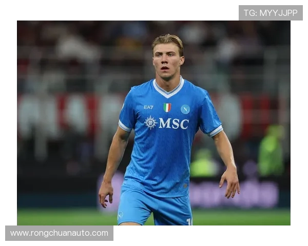 罗马诺:曼联批准霍伊伦先租后买,米兰启动 400 万租 + 4000 万买断谈判 罗马诺:曼联批准霍伊伦先租后买,米兰启动 400 万租 + 4000 万买断谈判